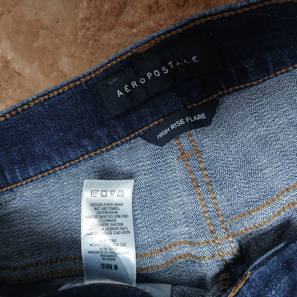Aeropostale High Rise Lightly Distressed Flare Jeans Size 6 - Picture 3 of 5